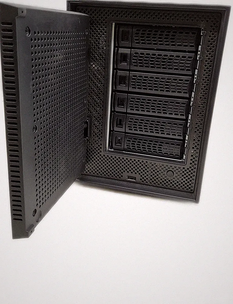 Netgear ReadyNAS RN31600 36TB 6-Bay NAS 6x6TB HDD 8GB RAM RAID Storage