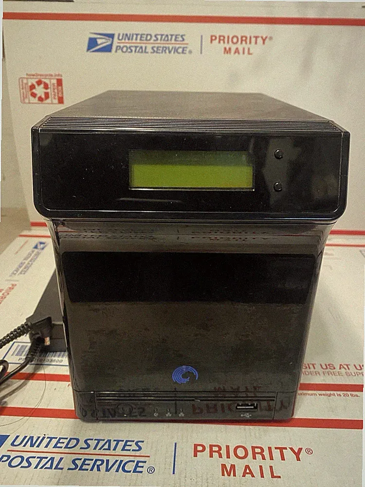 Seagate BlackArmor NAS 440 420, 4-Bay NAS NO HDD Harddrives Included | Tested