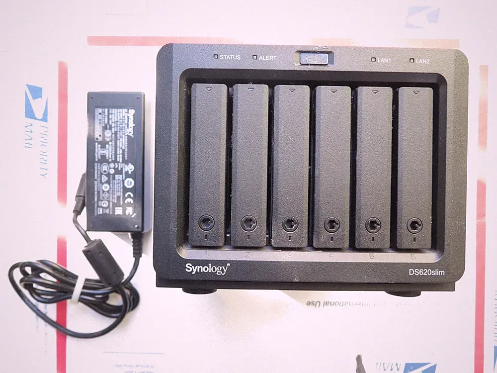 Synology 6 bay 2.5" NAS DS620slim with 16GB memory + 6 x 4TB Hard Drives